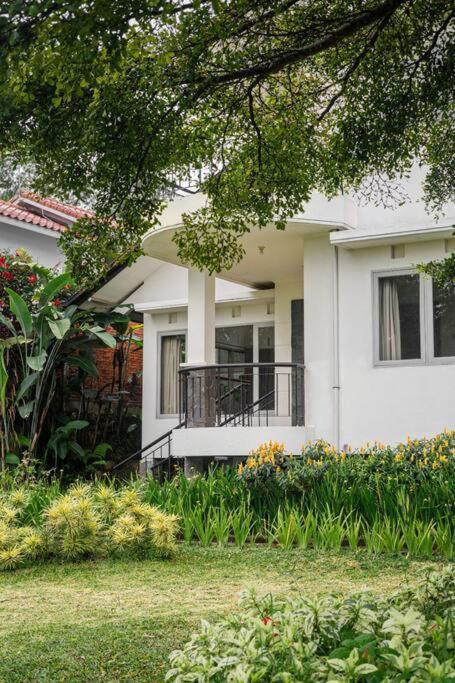 Giri indah Six Lembang in Bandung, Indonesia