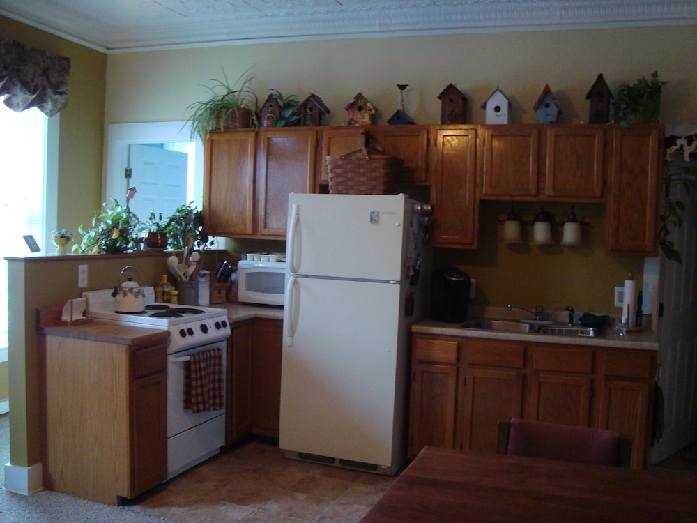 Bristol Suites - photo 24
