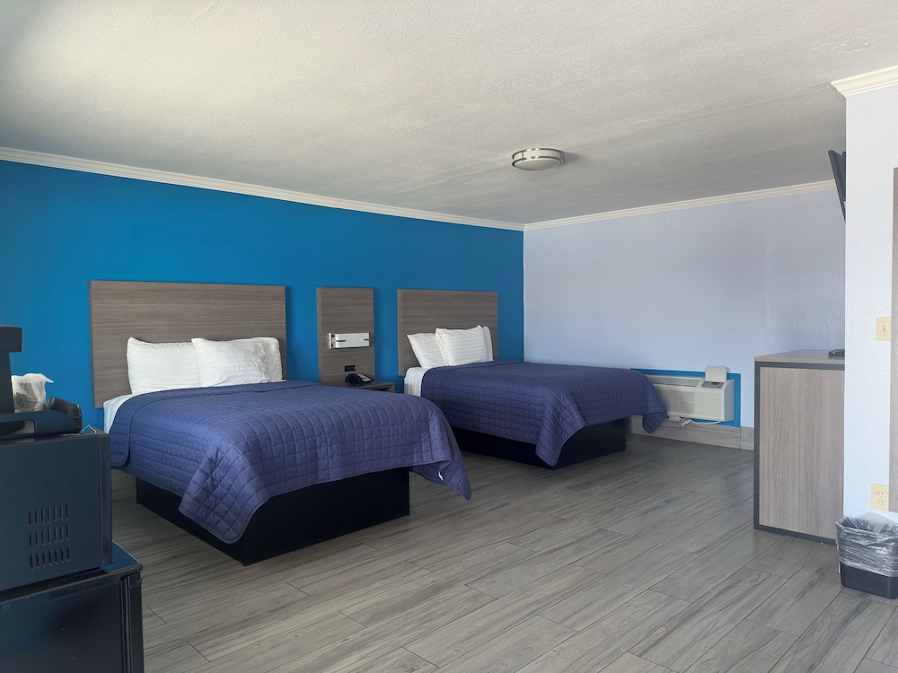 Carrizo Executive Inn - photo 7