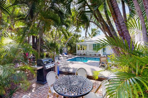 Papa's Hideaway - photo 19