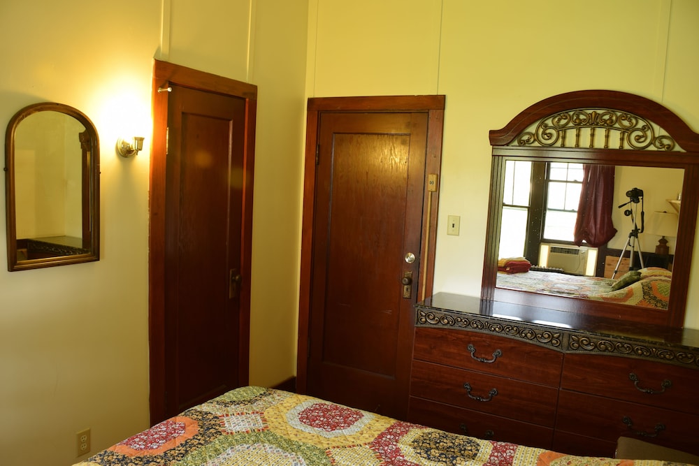 The Baseball Hotel - photo 36