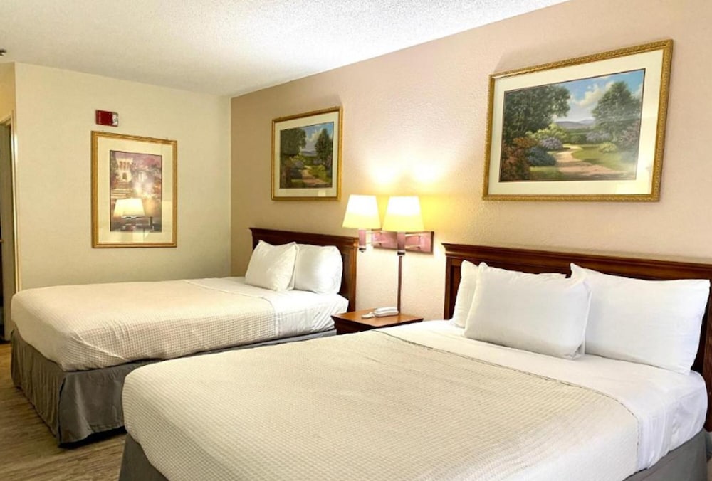 FairBridge Inn Express Mount Vernon - photo 6