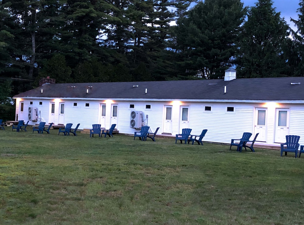 Lake Wentworth Inn - photo 24