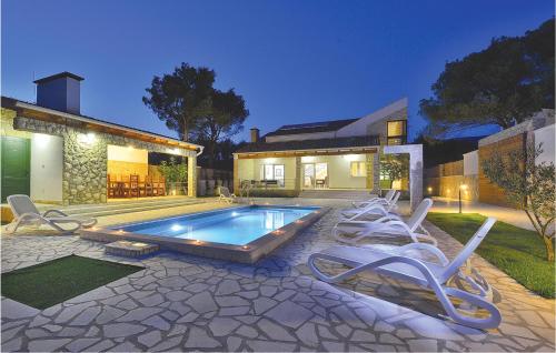Holiday Home Sibenik 1 — 5-Star Luxury Hotel in Sibenik, Croatia