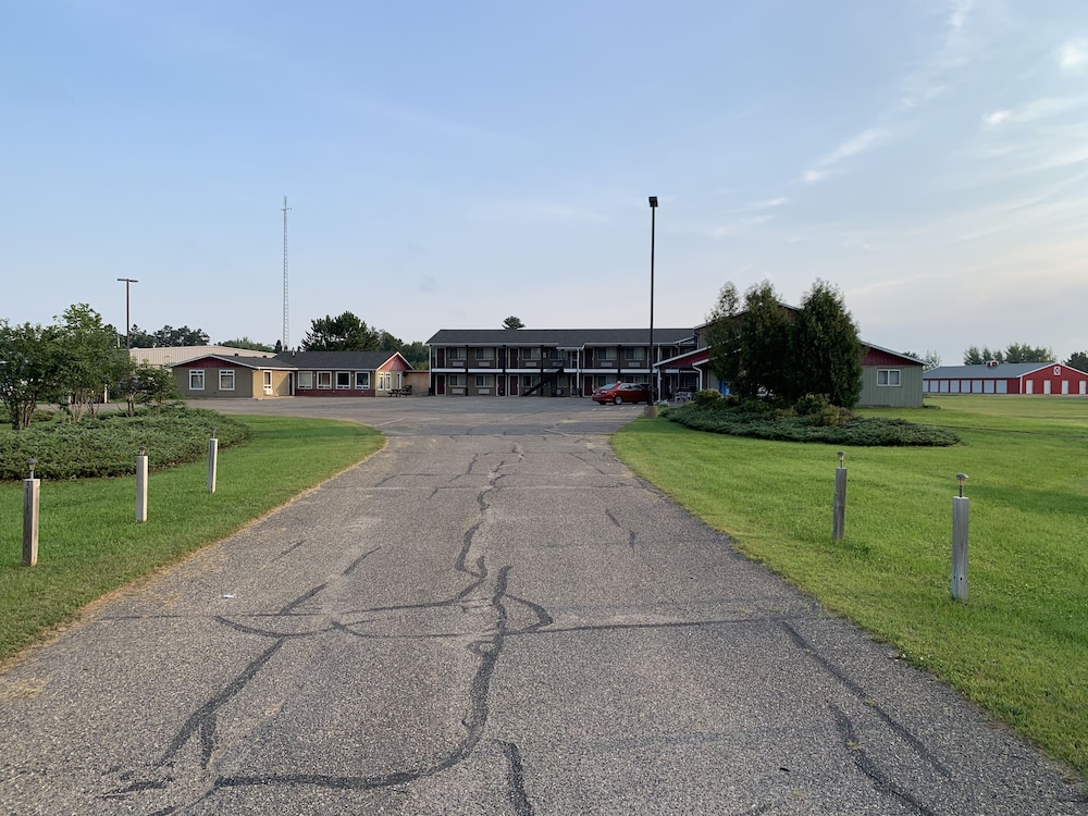Rodeway Inn Pine River - photo 16