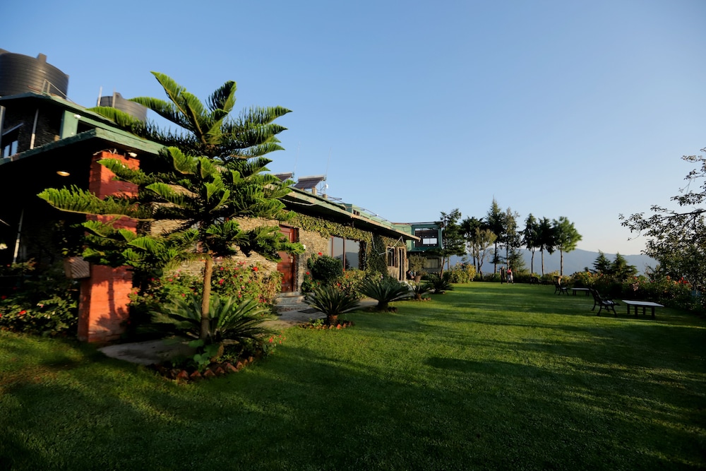 Cedar Lodge — 4-Star Luxury Hotel in Naini Tal, India