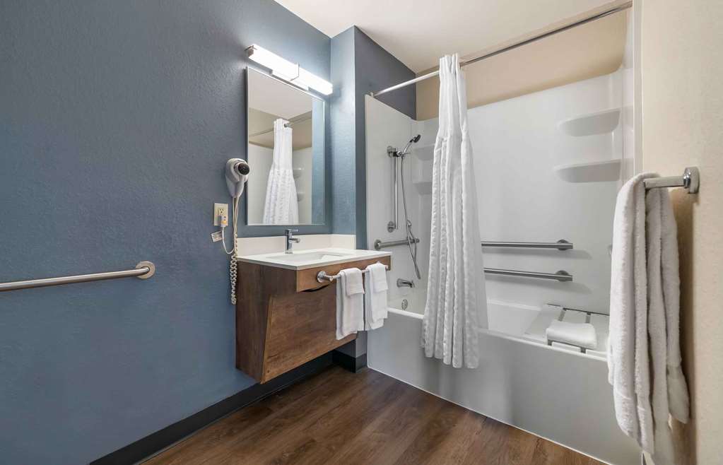 Extended Stay America Premier Suites Miami Airport Doral 25th Street - photo 41