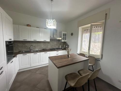 Victoria Luxury Apartment — 4-Star Luxury Hotel in Massa Lubrense, Italy