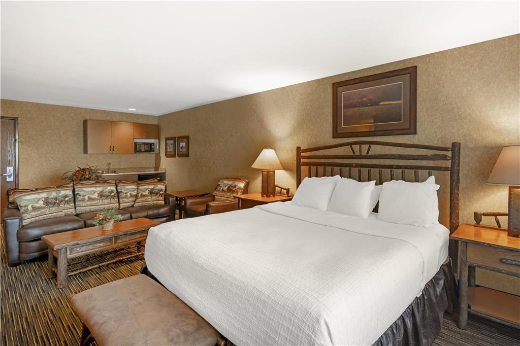 Best Western Plus Kelly Inn & Suites - photo 33