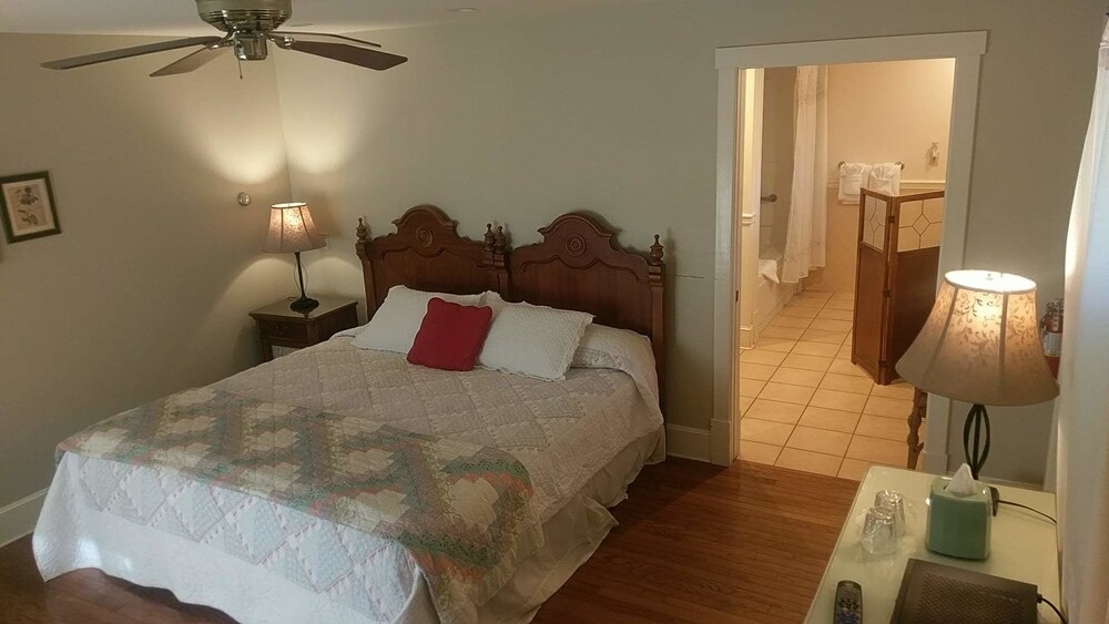 Eagles Mere Inn - photo 8