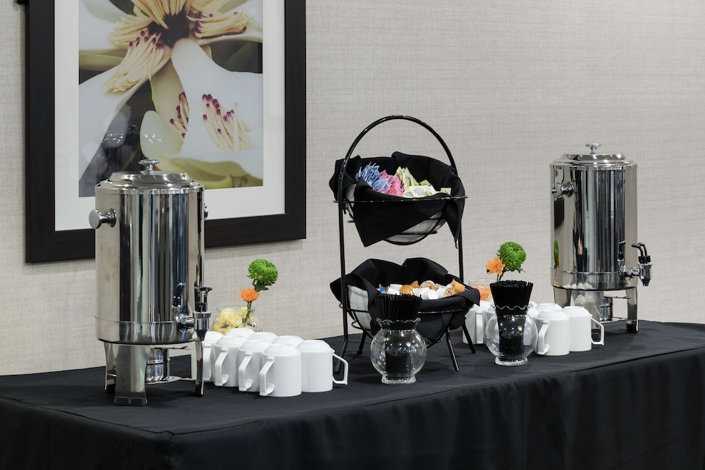 Hilton Garden Inn Dothan - photo 42