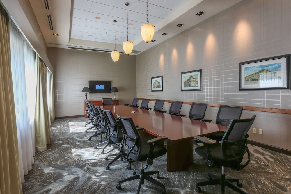 DoubleTree by Hilton Bay City Riverfront - photo 76