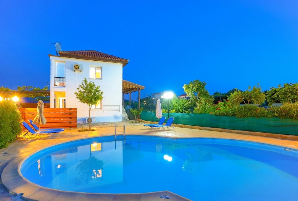 Villa Arsinoe Finiki — 4-Star Luxury Hotel in Polis, Cyprus