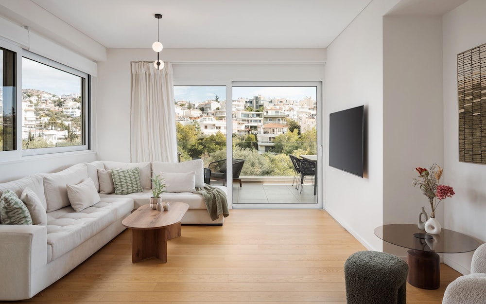 Athenian Riviera Elegant Residence — 4-Star Luxury Hotel in Athens, Greece