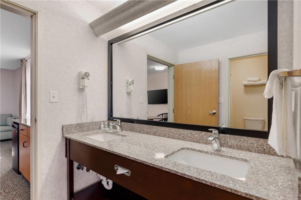 Quality Inn & Suites Denver Airport Gateway Park - photo 26