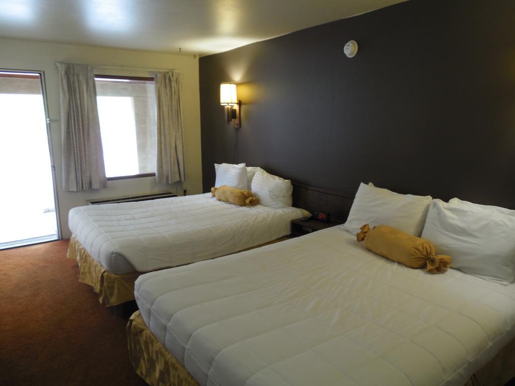 Hudson Inn Milford - photo 11