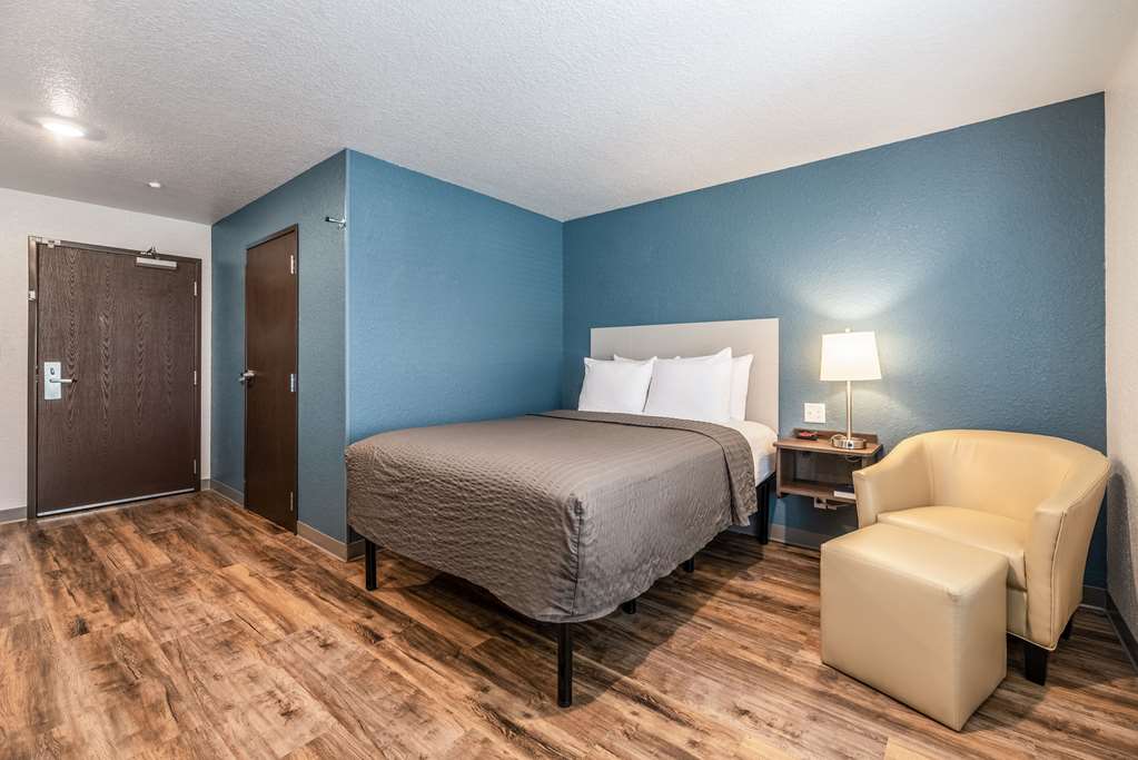 WoodSpring Suites Sanford North I 4 Orlando Area - photo 10