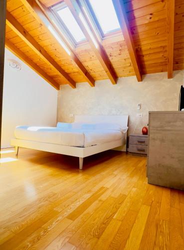 Sonhozinho House Colico — 4-Star Luxury Hotel in Colico Piano, Italy