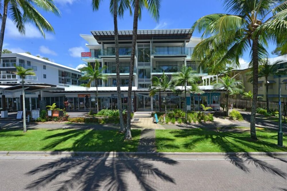 Drift Luxury Condos — 4-Star Luxury Hotel in Palm Cove, Australia