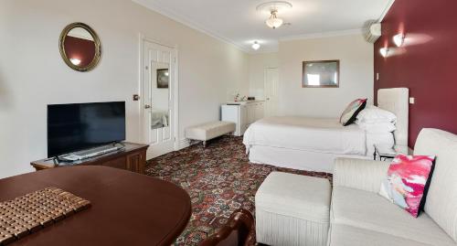 Mt Martha Beach House — 5-Star Luxury Hotel in Mount Martha, Australia