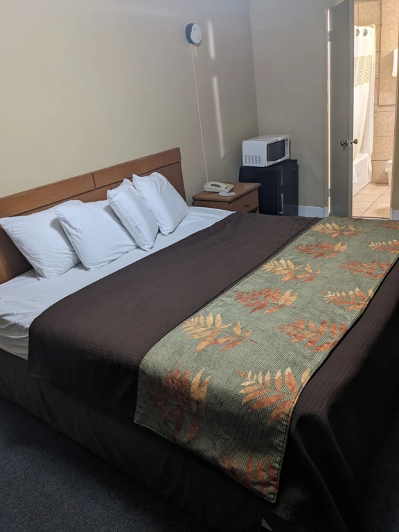 Rainbow Motel — hotel in Hendersonville