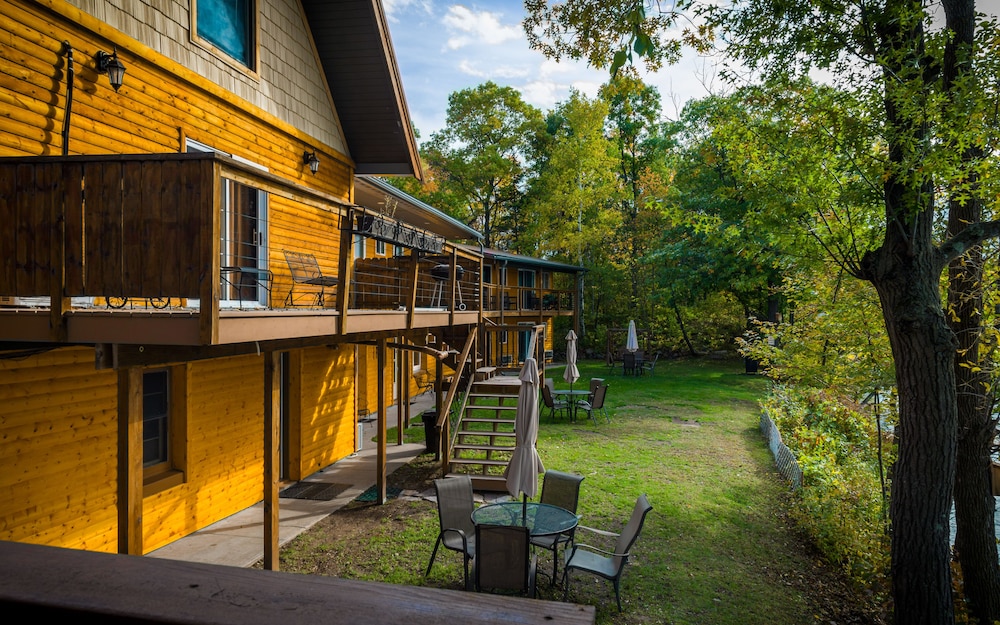 Curriers Lakeview Lodge - photo 121