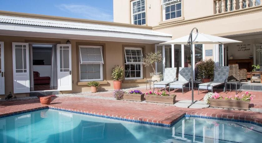 Tokai Forest Guest House — 4-Star Luxury Hotel in Cape Town, South Africa