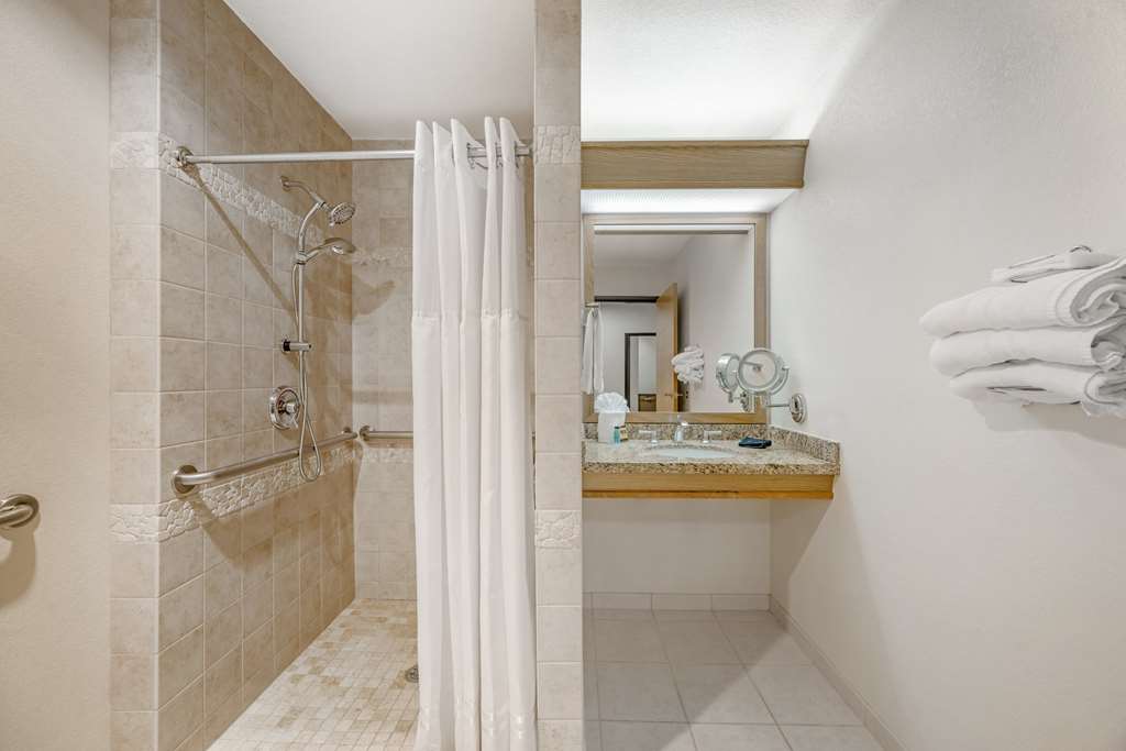 Best Western Plus Mill Creek Inn - photo 31