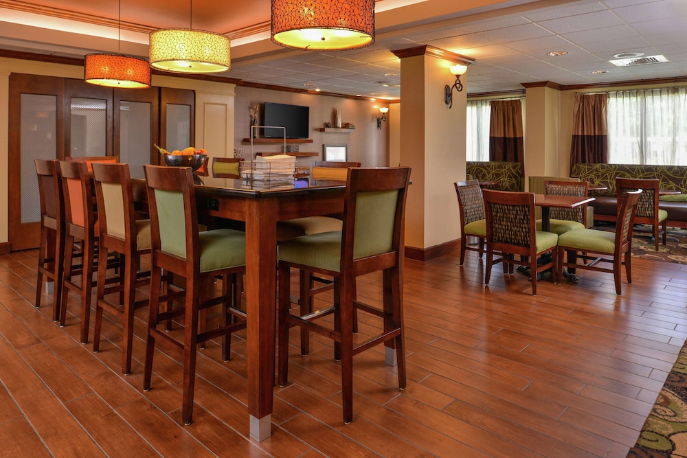 Hampton Inn South Hill - photo 54