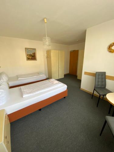 Hotel Seehaus — Bad Meinberg — photo 3