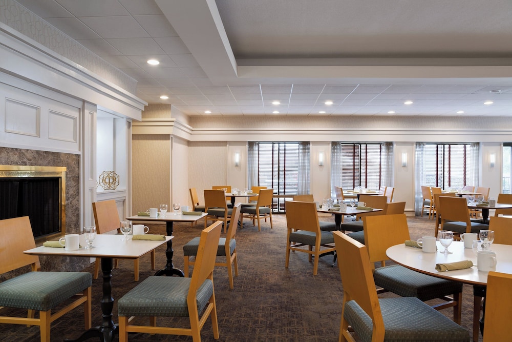 Holiday Inn Washington Dulles International Airport by IHG - photo 29