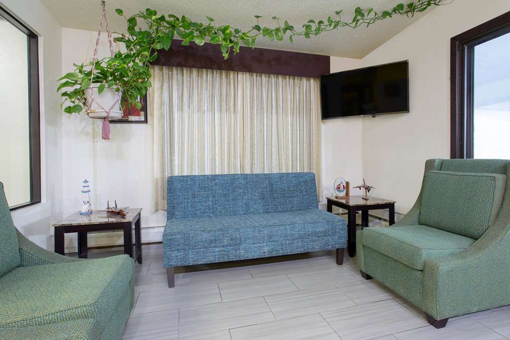 Days Inn by Wyndham Fond du Lac - photo 2