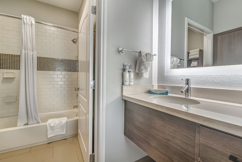 Staybridge Suites Longview by IHG - photo 21