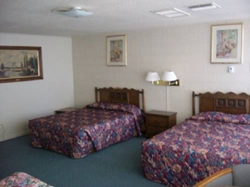 Knights Inn & Suites Canyon TX - photo 10