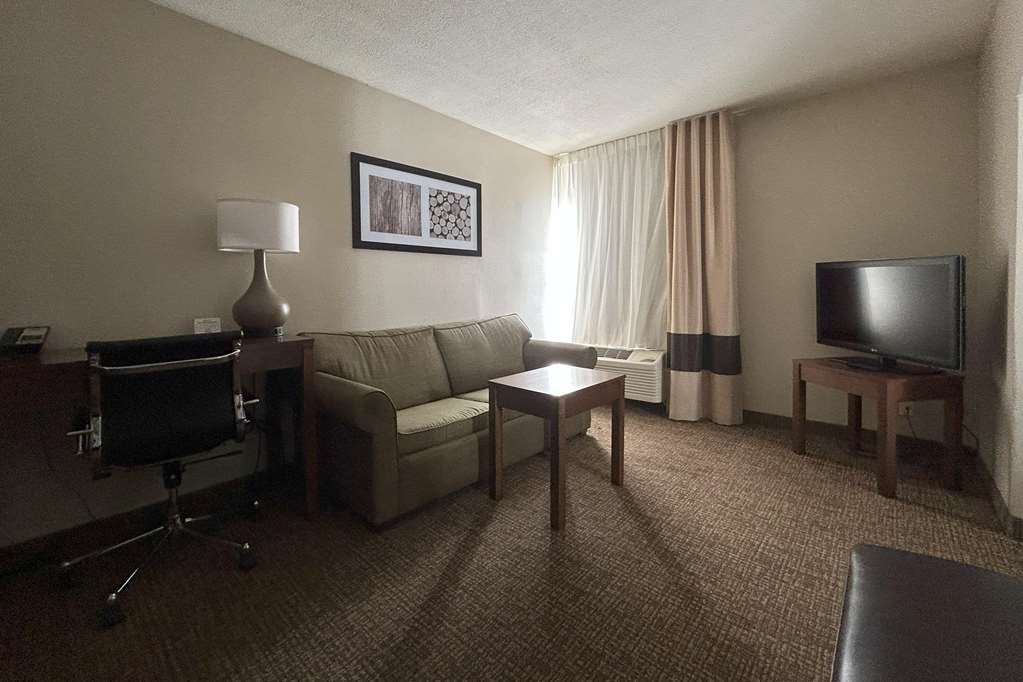 Quality Inn & Suites Tarboro Kingsboro - photo 32