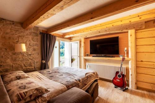 Il Nido Del Pettirosso Alloggio Per Coppie — 4-Star Luxury Hotel in Enego, Italy