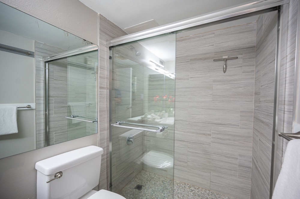 1Bd1Ba w BonusRM Stay Together Suites - photo 28