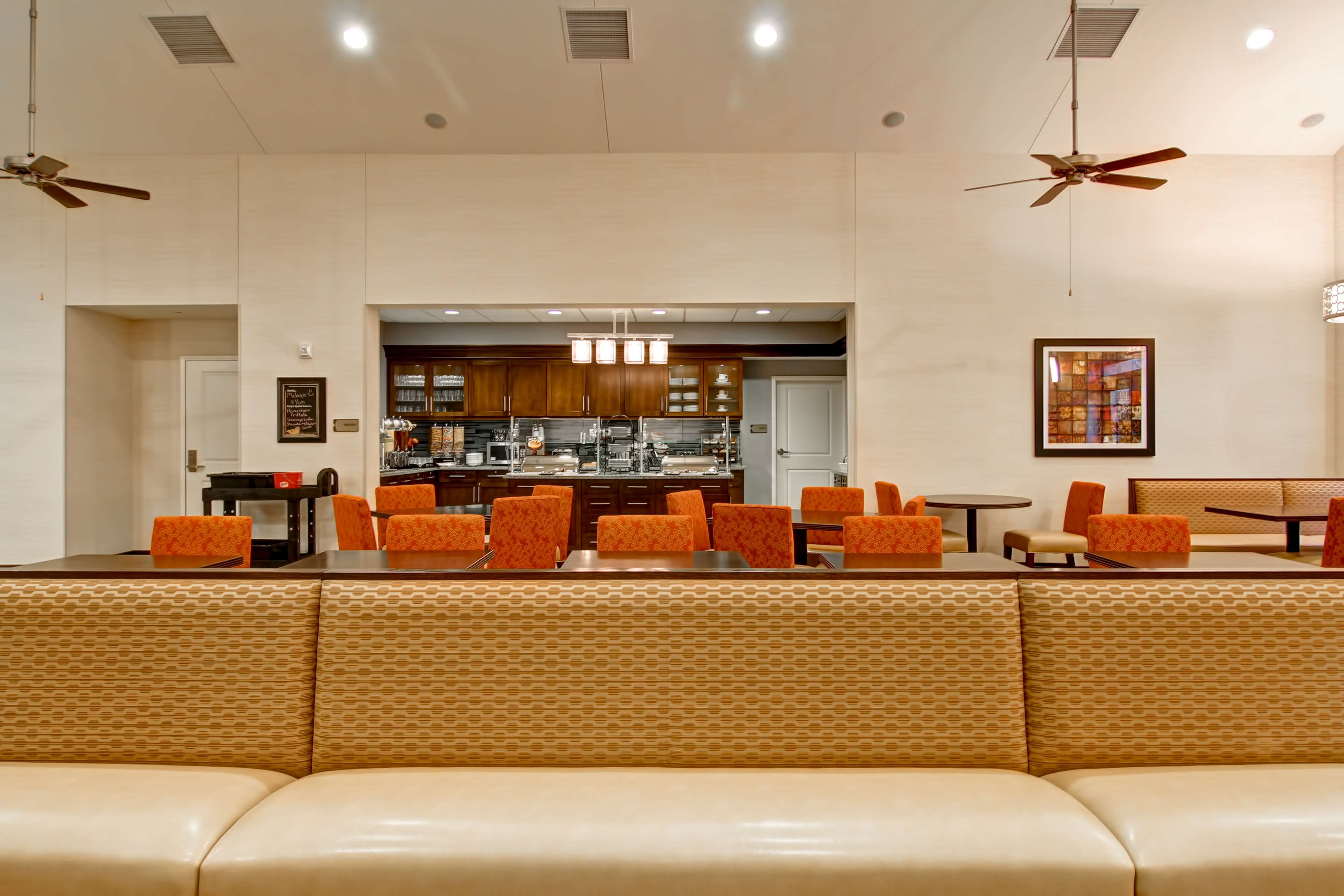 Homewood Suites by Hilton Woodbridge - photo 4
