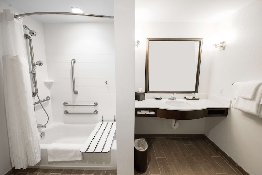 Hilton Garden Inn Indiana at IUP - photo 39