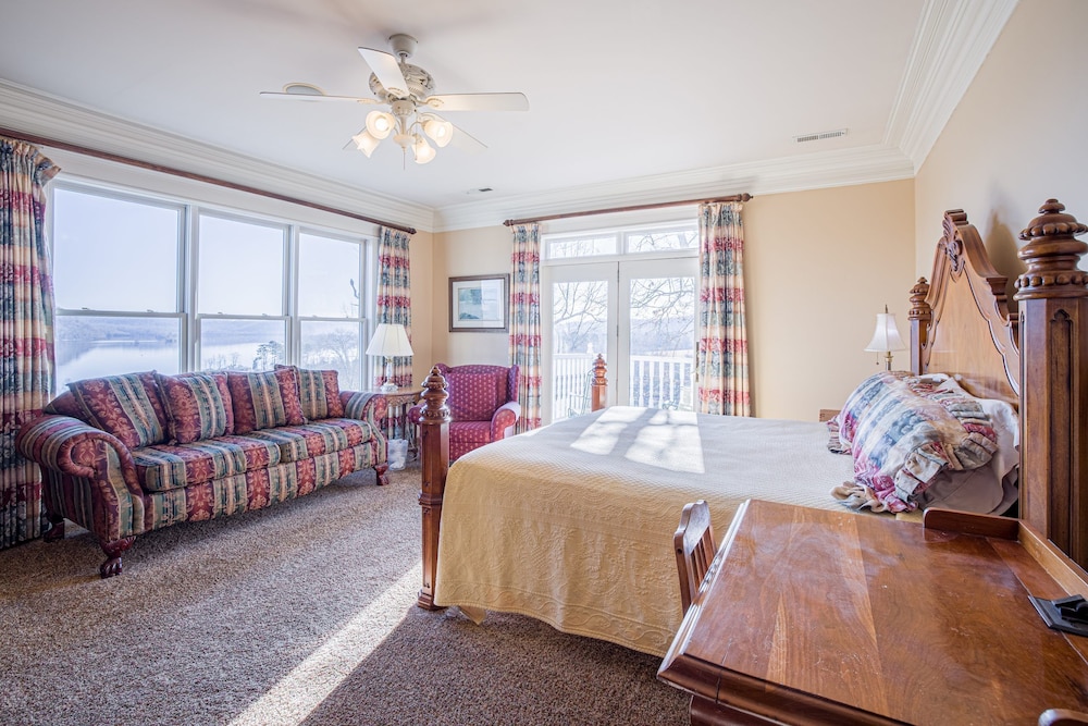 Whitestone Inn - photo 12