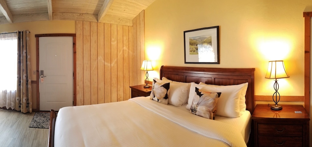 Carmel Valley Lodge and Resort - photo 11