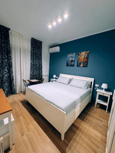 Ellepi Rooms — 4-Star Luxury Hotel in Naples, Italy