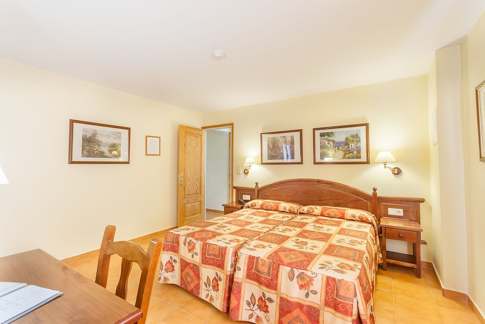Hotel Montecarlo — Encamp — photo 4