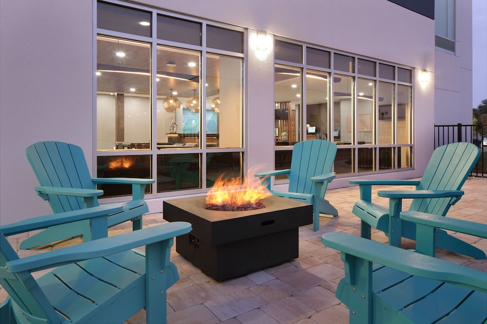 SpringHill Suites by Marriott Jacksonville Baymeadows - photo 17