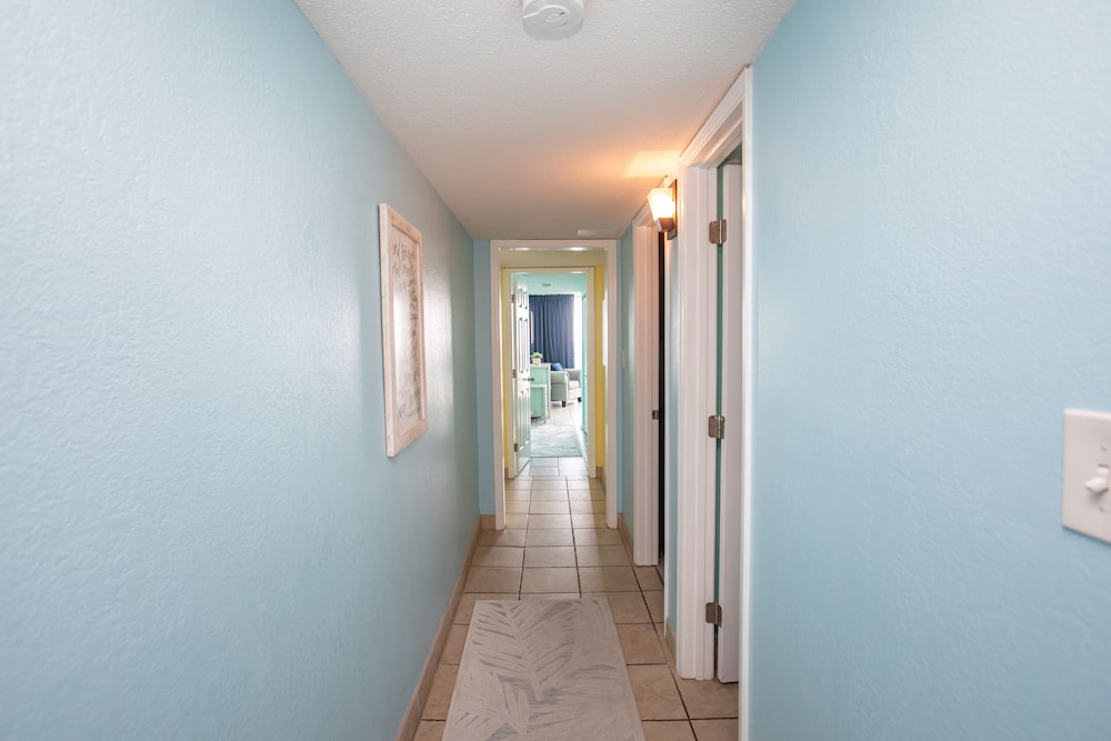 0712 Waters Edge Resort 3 Bedroom Condo by RedAwning - photo 57