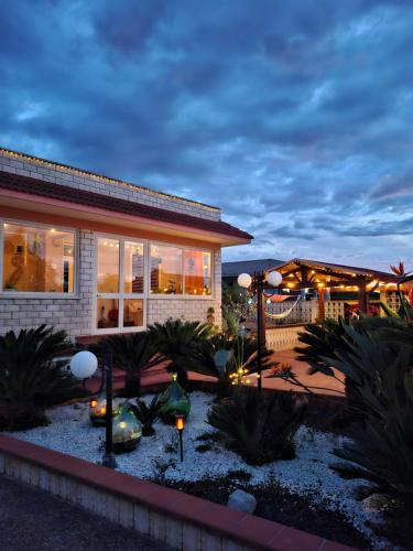Villa Daisy Conversano Polignano a Mare — 4-Star Luxury Hotel in Conversano, Italy
