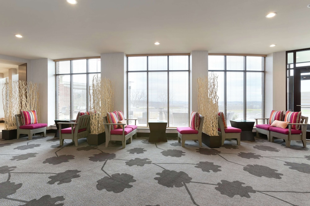 Hilton Garden Inn Pittsburgh Airport South Robinson Mall - photo 22