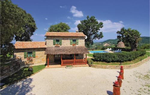 Holiday Home Frki V — 4-Star Luxury Hotel in Pazin, Croatia