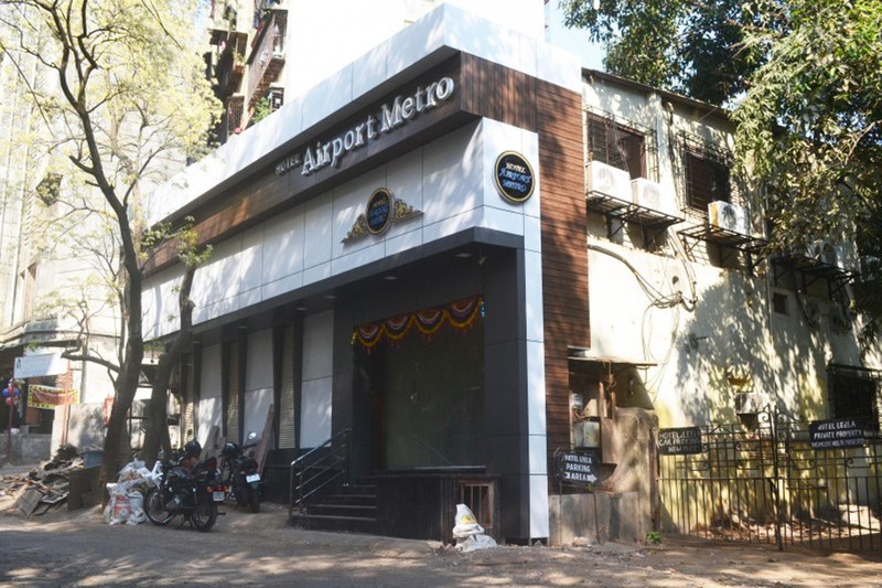 Hotel Airport Metro by OYO