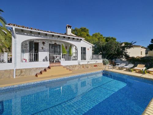 Villa Ana Marie by Holiday Rentals Villamar — 4-Star Luxury Hotel in Moraira, Spain